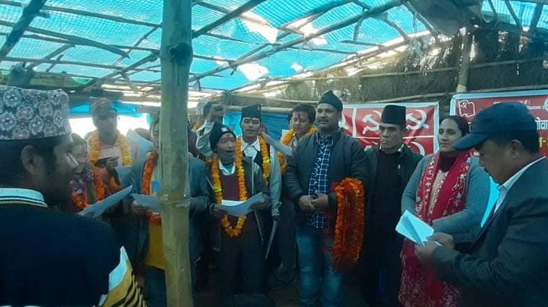 बंगलाचुलीमा नेपाली काग्रेस लगाएतका विभिन्नदलहरु परित्याग गरी २२ जना नेकपा ( माओबादी केन्द्रमा ) प्रवेश